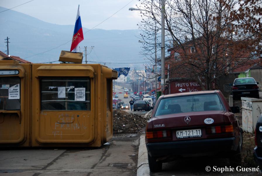 Mitrovica, barricade, secondary bridge, December 2011